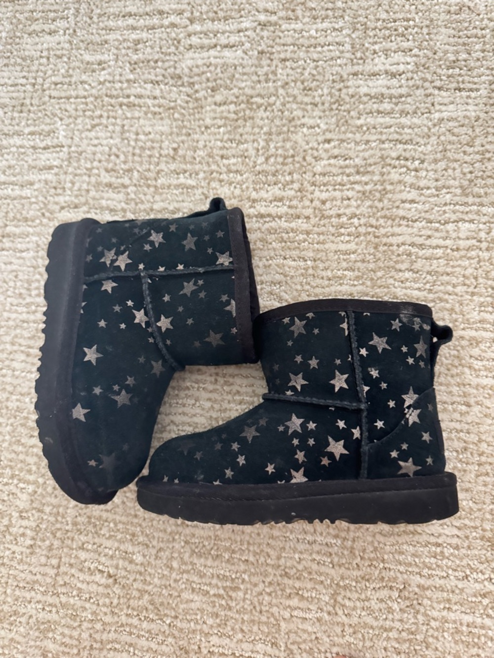 UGG Kids Black Suede Star-Print Boots